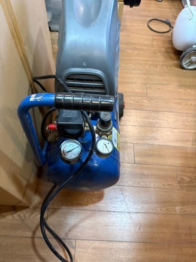 EARTH MAN（高儀）の「オイル式エアーコンプレッサー 25L
