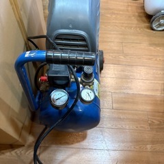 EARTH MAN（高儀）の「オイル式エアーコンプレッサー 25Lの画像