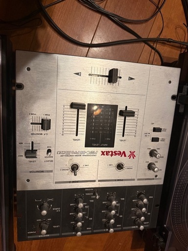 Technics SL-1200 ターンテーブル 2台とVestaxミキサー