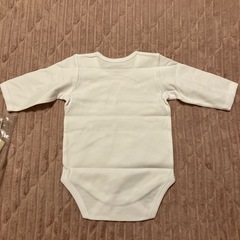 【新品】新生児用の長袖ロンパス(サイズ70)の画像