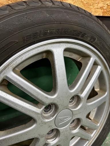 【取引中】155/65R14 夏タイヤ　ダイハツ純正アルミ