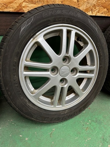 【取引中】155/65R14 夏タイヤ　ダイハツ純正アルミ