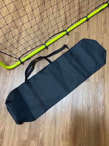 【組立のみ新品】球技練習ネット・「リバウンダー」（高さ213×121センチ）収納バック・外用ペグ付き