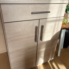 【無料】食器棚 180cm ナチュラル木目 3/16まで 早い方優先の画像