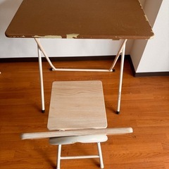 折りたたみデスク＆チェアセット ニトリ製椅子 難ありの画像