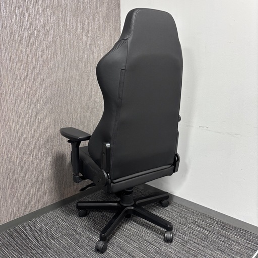 ゲーミングチェア noblechairs HERO BLACK EDITION