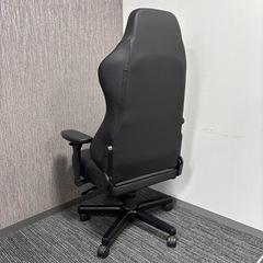 ゲーミングチェア noblechairs HERO BLACK EDITIONの画像