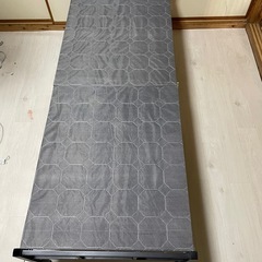 新品未使用、シングル折たたみベッド の画像