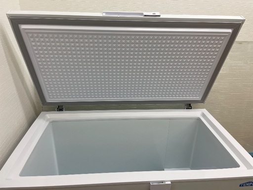 テンポスバスターズ 冷凍ストッカー TBCF-282-RH 282L　中古