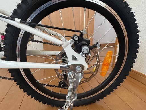 自転車　ディスクブレーキ　サスペンション