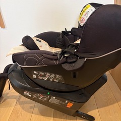 エールベベ ISOFIX チャイルドシート の画像