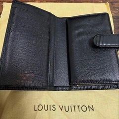 【未使用】ルイヴィトンエピポルトフォイユヴィエノワレザーノワールの画像