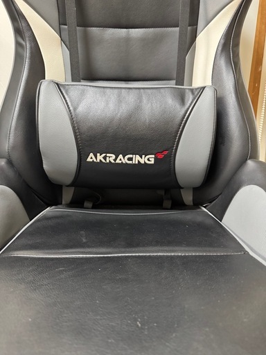 ゲーミングチェア　AKRACING 