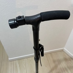 折りたたみ杖の画像