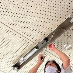 LED 交換作業の画像