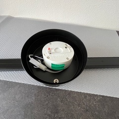 (美品)ライトレール(1.5m) LEDスポットライト4コセットの画像