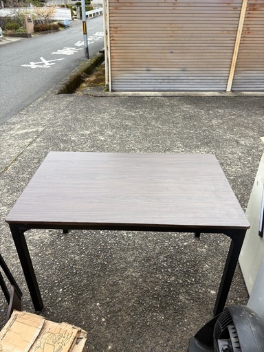 ダイニングテーブル