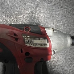 電動インパクトドライバーの画像