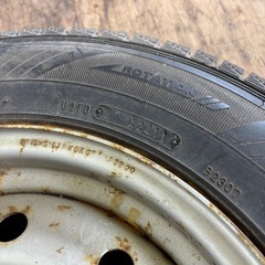 スタッドレスタイヤの画像