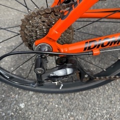 GIANT    IDOM  ミニベロ　引き取り限定　美品の画像