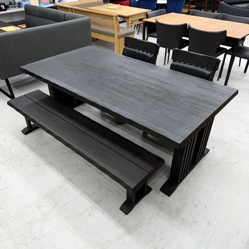 【美品‼️】大型サイズ♪ 190cm幅4~5人掛けダイニングテーブルセット 和風デザイン 片側ベンチ 回転チェア ラバーウッド無垢材ブラック♪