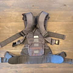 ベビービョルン　ONE KAI エアー　アンスラサイト 抱っこ紐の画像