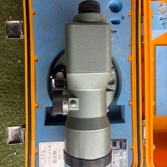 測量器？　自動レベルの画像