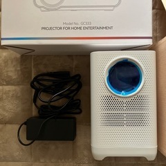 WITSEERホームプロジェクター小型　開封品、ussunnyホームプロジェクター新品セット！ばら売り不可‼️の画像