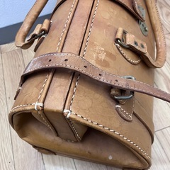O アンティーク調　ボストンバッグの画像