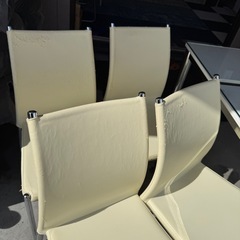 ダイニングテーブル　4名　テーブル　ダイニング　ファミリー　家族　おしゃれ　ガラス製　の画像