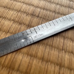 差し金　（年代物三条製とシンワ一本未使用品）の画像