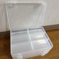 仕切りケースの画像