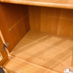 早い者勝ち　食器棚本棚の画像