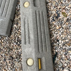 車止め　2個の画像