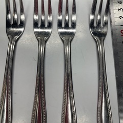 デザートフォーク4本の画像