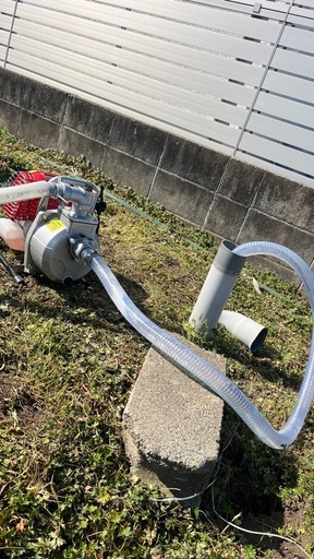 井戸を掘り