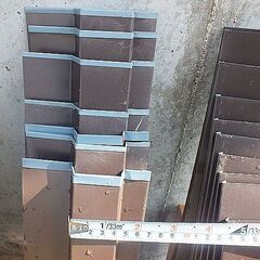 【DIYに】加工されたトタン。　額縁、見切りなど　90cmほどの画像