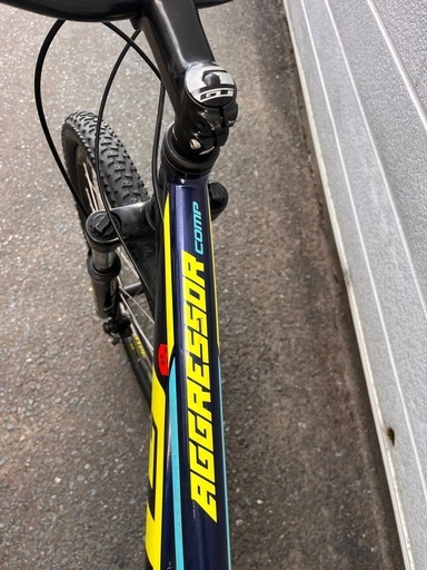 GT BIKE（アメリカ） モデル: AGGRESSOR COMP   前後輪ディスクブレーキ当店防犯登録無料