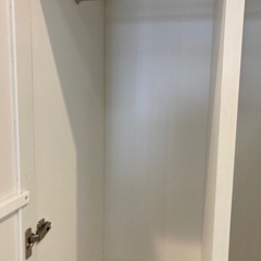 取りに来れる方限定！ワードローブです！の画像