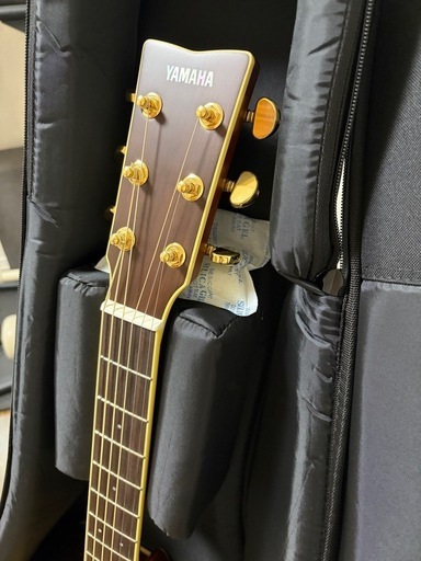 【譲渡先決まりました】アコースティックギター　YAMAHA   