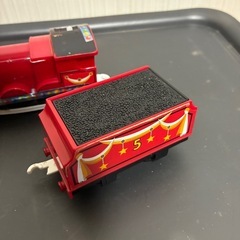 プラレールジェームスとゆうえんち貨車セットの画像