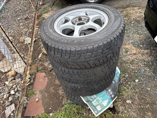 205/70R15  スタッドレスタイヤホイールセット