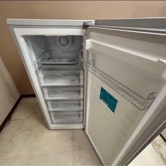 【引き取り限定】Haier 冷凍庫 JF-NUF138C 2022年製 新古品 メーカー再生品の画像