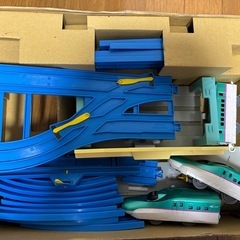 プラレール連結！E5系はやぶさ&トミカ駅前ロータリーセットの画像