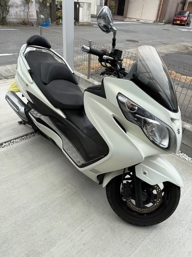 【値下げしました】個人出品　スズキ　スカイウェイブ　250　TYPE S 白 CJ46A ビッグスクーター