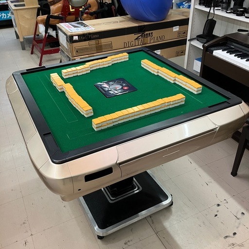 中古美品　ONE STEP 全自動麻雀卓　家庭用　静音設計　折り畳み収納　キャスター付き　3人打ち対応　公田店