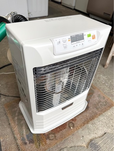 札幌市内配送可 燃焼確認済み 美品 23年製 トヨトミ 人感センサー付きFF式石油ストーブ FR-SS36N 輻射式