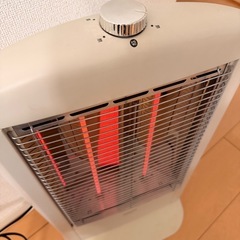 YAMAZEN　カーボンヒーター　の画像