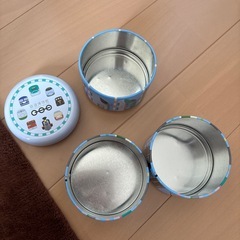 鉄道博物館のお菓子空き缶の画像