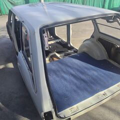 トヨタ TOYOTA カローラ デラックス COROLLA KE26 部品取り車の画像